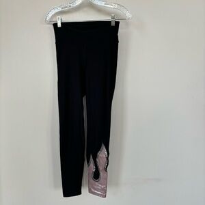 Heroine Sport Black Leggings Size‎ M